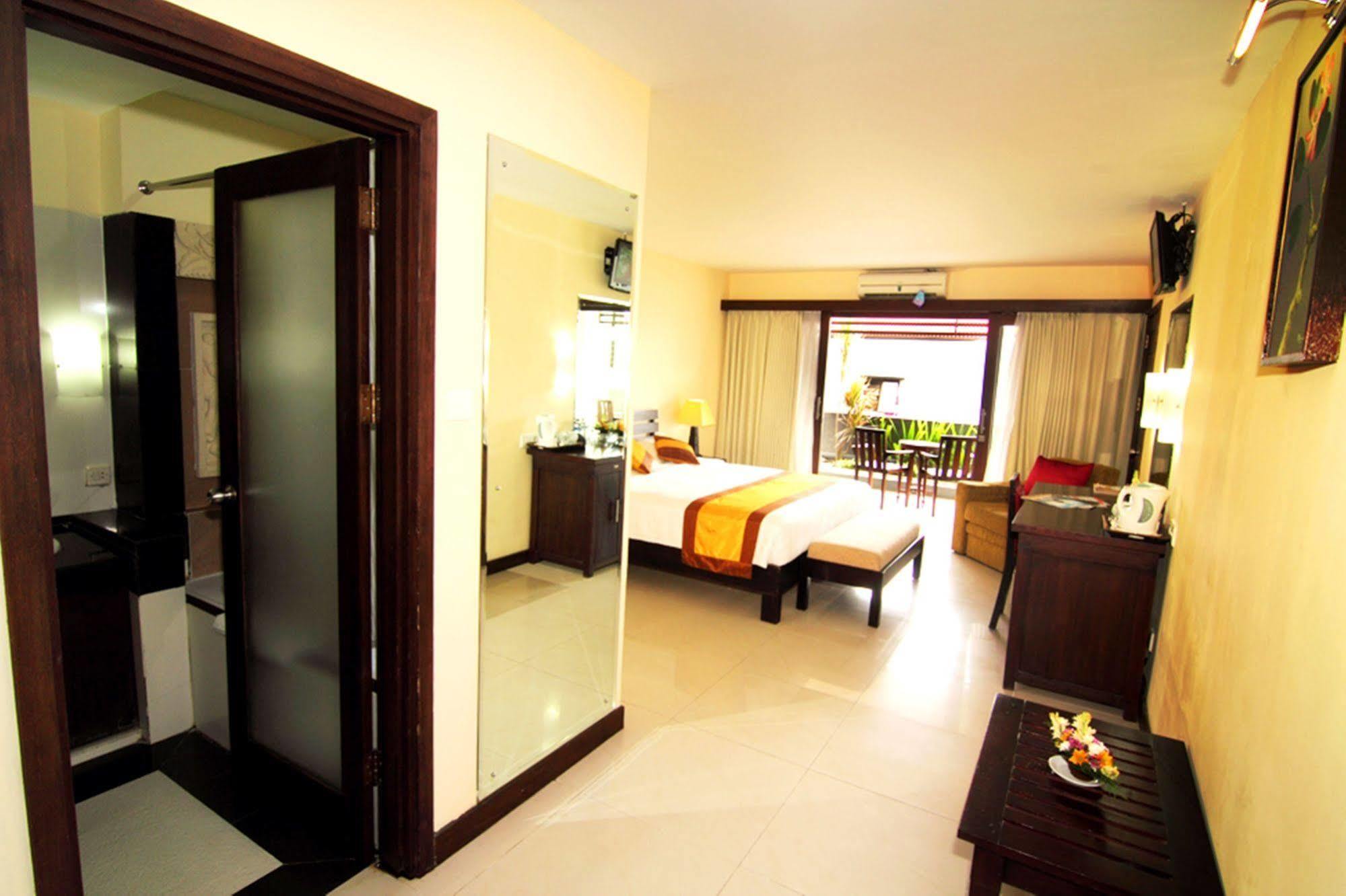 Nirmala Hotel Jimbaran Exteriér fotografie